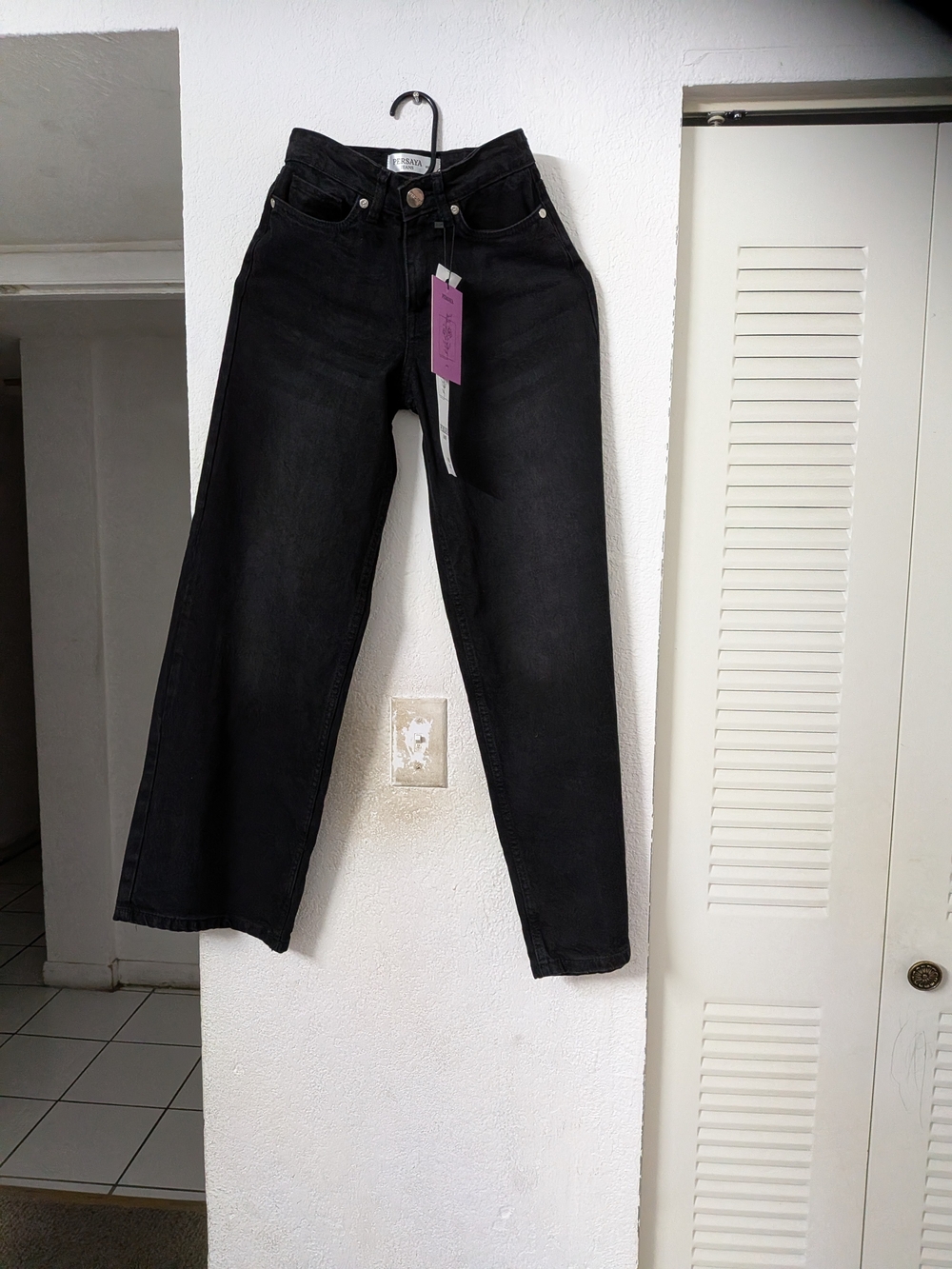 Persaya Black Wide-Leg High-Rise Jeans with Tag